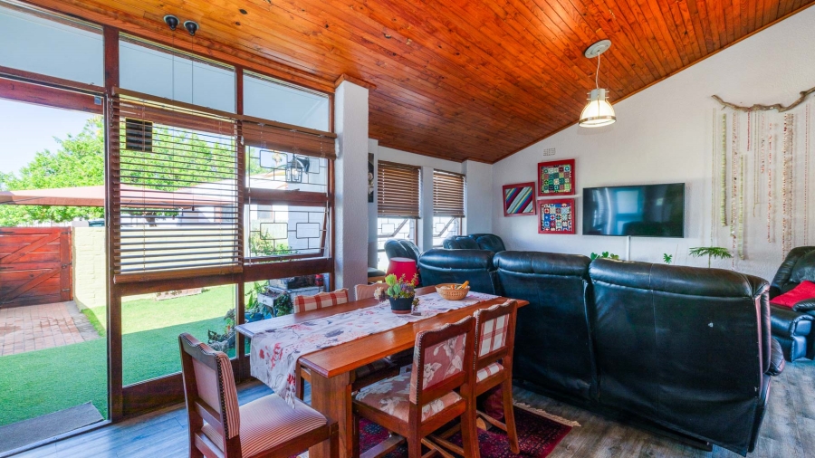 3 Bedroom Property for Sale in Riversdale Western Cape